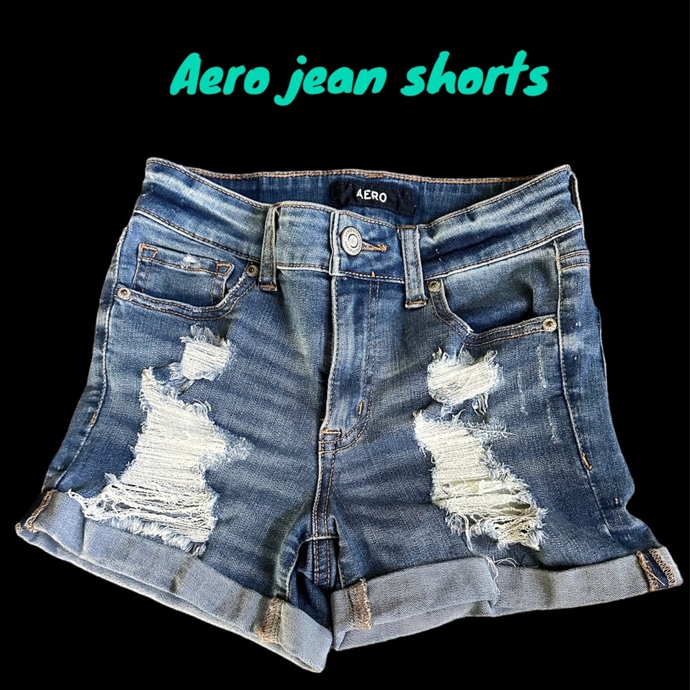 AERO. High Rise Midi Shorts.